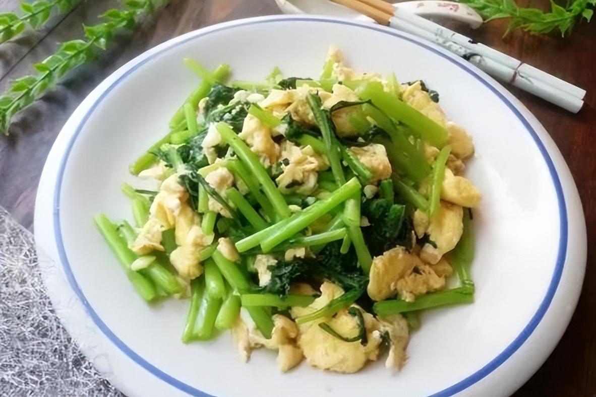 茼蒿菜美味烹饪指南，从初识到佳肴的打造过程